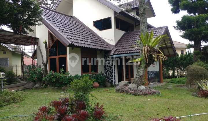 Dijual Villa Cantik Cimacan Puncak Siap Huni