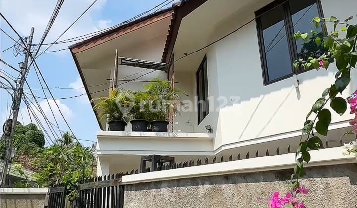 Sewa Rumah Rembang Menteng Siap Huni