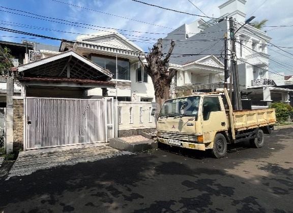 Dijual rumah hitung tanah janur kuning kelapa gading jakarta utara