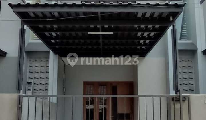 DISEWAKAN RUMAH BAGUS 2 LANTAI DI CEMPAKA PUTIH, JAKARTA PUSAT