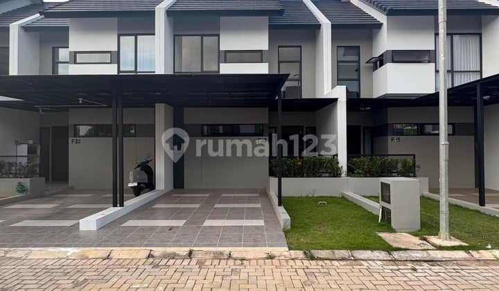 For Sale: 2-Story House in Royal Vasa, Batam Center, Quick Sale