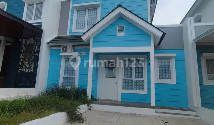 Rumah Bangunan Baru American Minimalis Bersih Terawat Siap Huni Victoria Highland Bsb City