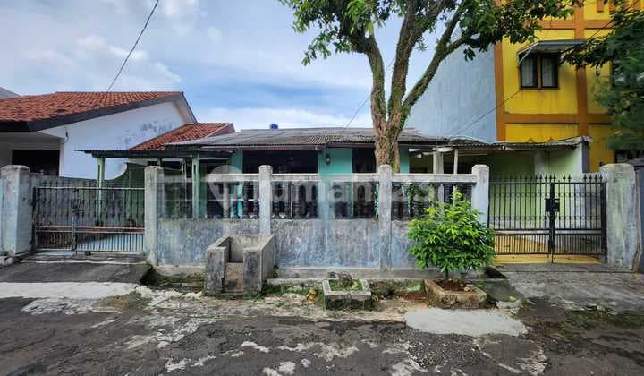 Dijual Cepat Rumah Murah Luas di Bintaro Dekat Kampus Stan