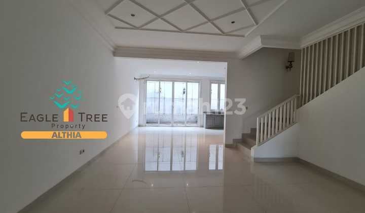 Modern Classic 3-Story House in Cipete, Cilandak, South Jakarta