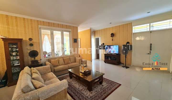 Rumah Hook Luas Asri Siap Huni di Sektor 9 Bintaro Jaya