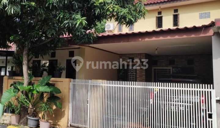 Rumah Dijual Lokasi Strategis Dalam Cluster Di Area Graha Raya
