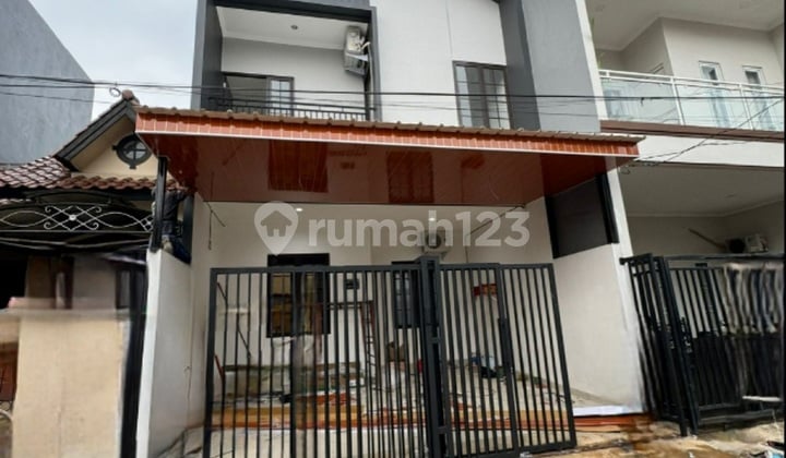 For Sale 2-Story Newly Built House In Villa Melati Mas Serpong