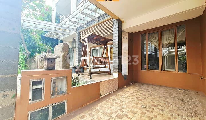 Rumah Cantik Siap Huni 2 Lantai di Cluster Emerald Bintaro