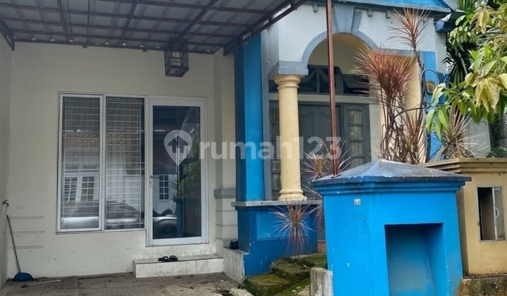 Dijual Rumah Murah Hitung Tanah Dalam Cluster di Graha Raya