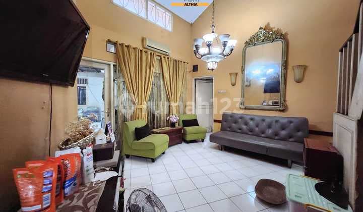 Rumah Luas Strategis Cocok Untuk Usaha Di Kencana Loka BSD