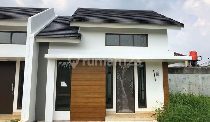 Rumah 1 Lantai Rapi Siap Huni di Cluster Graha Raya Dekat Tol Parigi