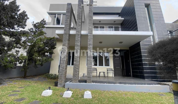 Rumah Bagus 2 Lantai Siap Huni Lokasi Deket Mall Teras Kota Bsd