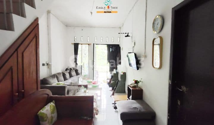 Rumah Murah 2 Lantai di Jual Cepat Dalam Cluster Graha Raya