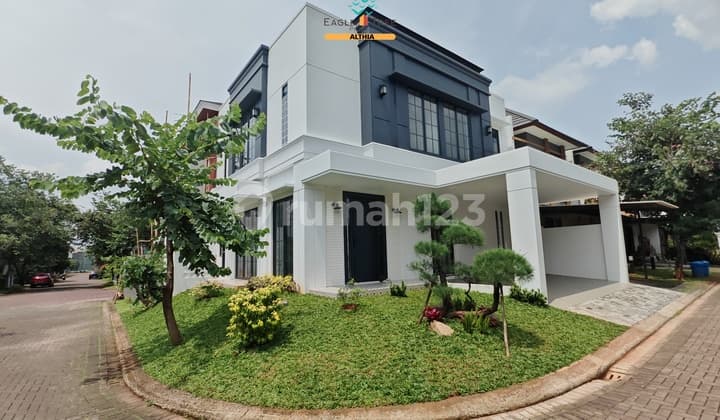 Dijual Rumah BSD , 2 Lantai Posisi Hoek Siap Huni Bebas Banjir