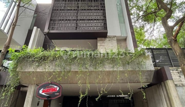 Rumah Kemang, 3 Lantai Ada Privet Pool Siap Huni Kemang Jakarta