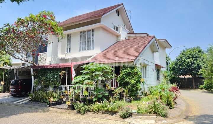 House for Sale in Bintaro, Corner Position Near Bintaro Fresh Market Area