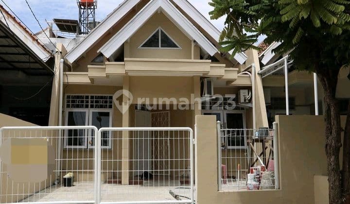 Dijual Cepat Murah Rumah Siap Huni Lokasi Strategis Graha Raya