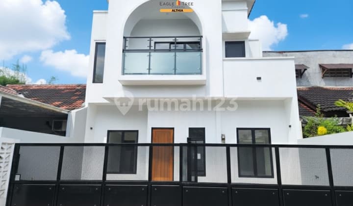 Di Jual Rumah BSD 2 Lantai Hunian Nyaman Bagus di Kencana Loka