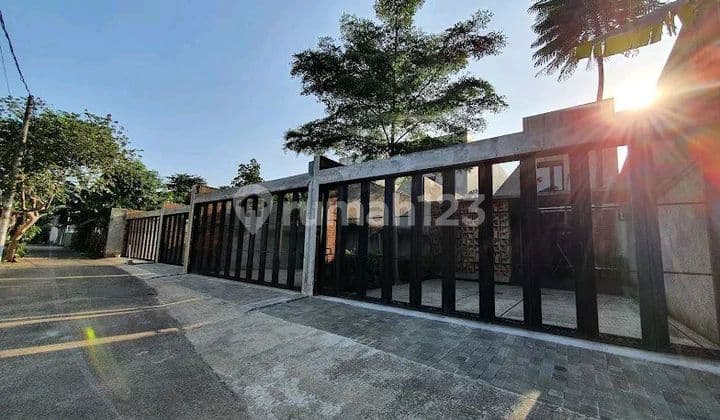 Rumah 2 Lantai Industrial Rapi Siap Huni 2 Menit Ke Stasiun Pondok Ranji