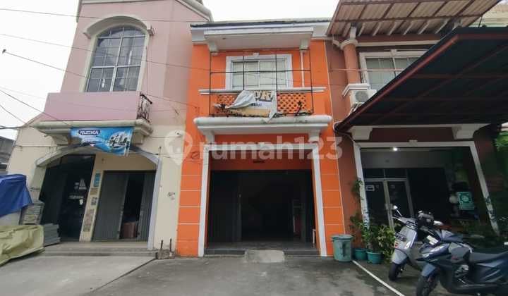Ruko 2 Lantai Rapi Siap Huni di Duta Bintaro