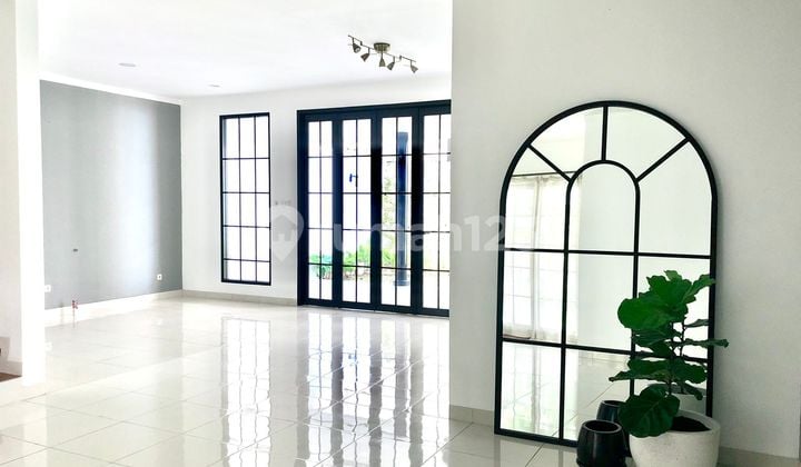 Jual Rumah Bagus Bangunan 2 Lantai di Discovery Bintaro