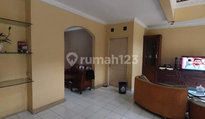 Jual Rumah Tanah Luas Harga Murah Dekat Toll dan Pasar Modern BSD