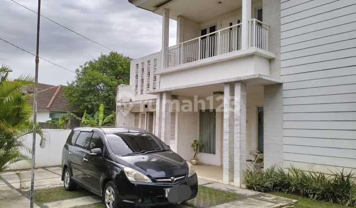 Jual Rumah Murah Asri 2 Lantai Siap Huni di Ciputat Tangsel