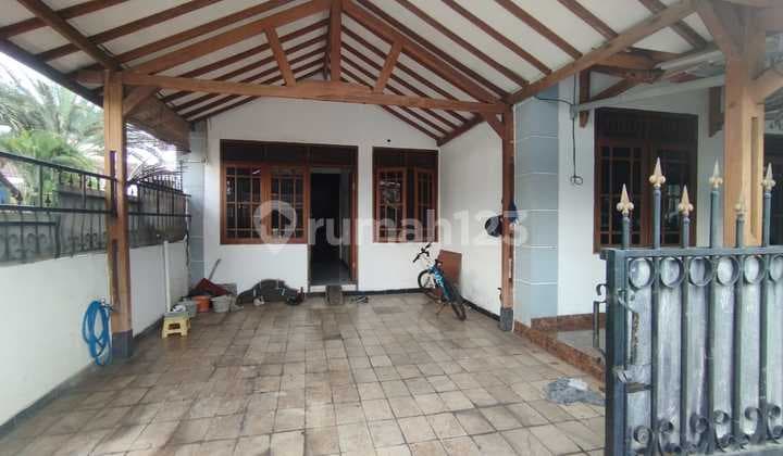 Jual Rumah Second Bangunan 1 Lantai di Perumahan Ciputat Baru