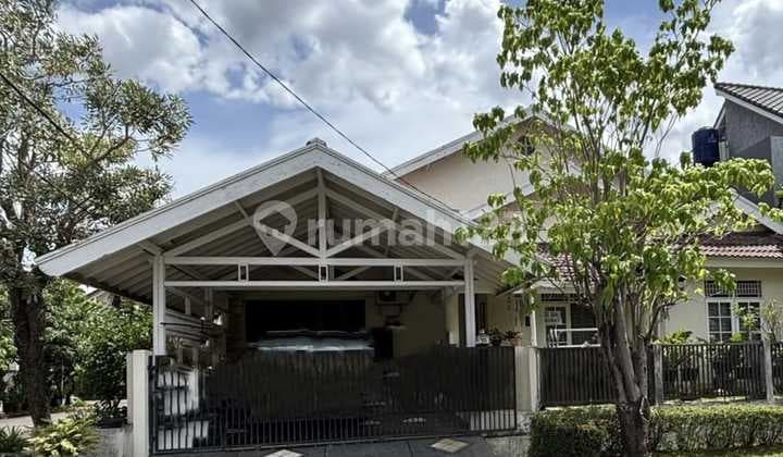 Jual Rumah Hoek 1.5 Lantai di Bintaro Sektor 9 Tangsel Shml