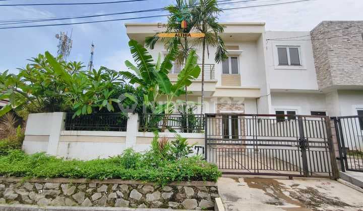 Dijual Rumah 2 Lantai Posisi Hook di Pesanggrahan Jakarta Selatan