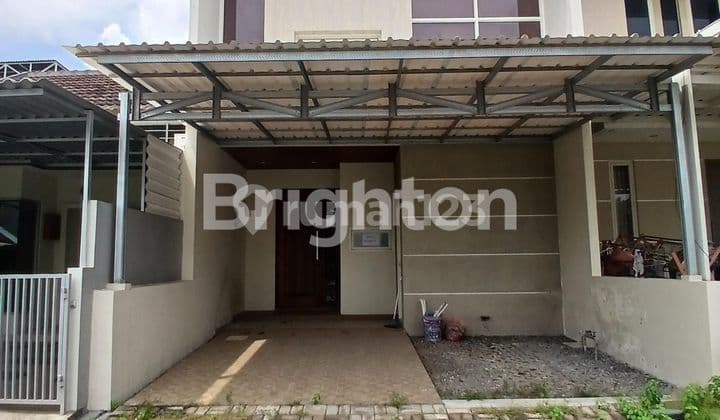 Two-Story Bukit Palma House, New and Nice