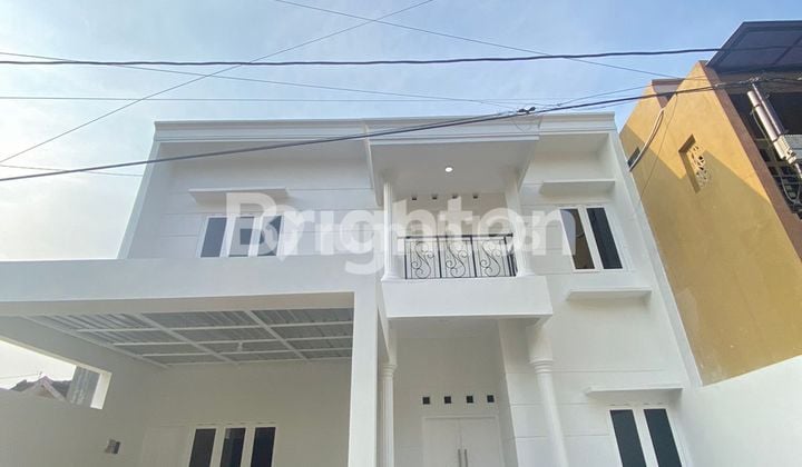 RUMAH MEWAH 2LT SIAP HUNI LINGKUNGAN PERUMAHAN DI SIDOARUM GODEAN