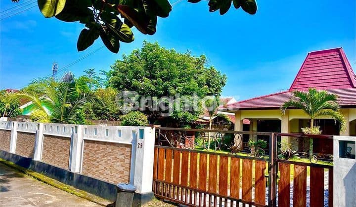 RUMAH JOGLO LUAS GLAGAK MERTOYUDAN DEKAT KAMPUS MUHAMMADIAH MAGELANG