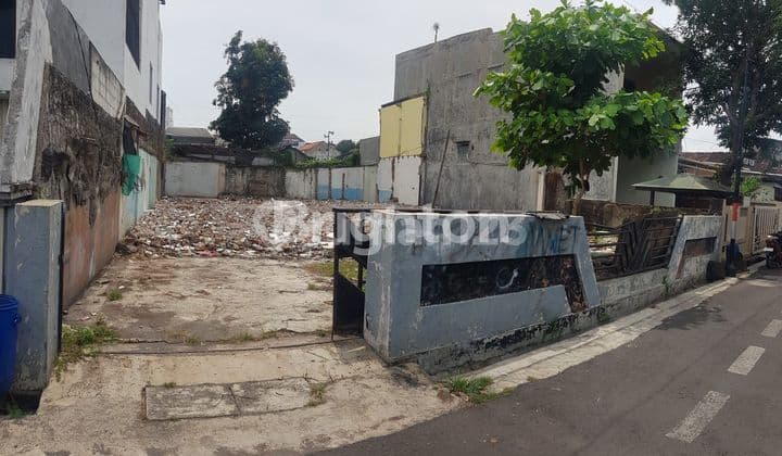 TANAH DATAR BEBAS BANJIR LOKASI JL GEDUNG BATU SEMARANG BARAT