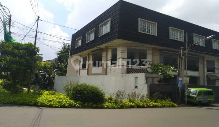 Dijual Bangunan Baru 3 Lantai Siap Pakai Lokasi Strategis di Jalan Ramai Kalimalang Dekat Cipinang Mall Pas untuk Kantor atau Sekolah