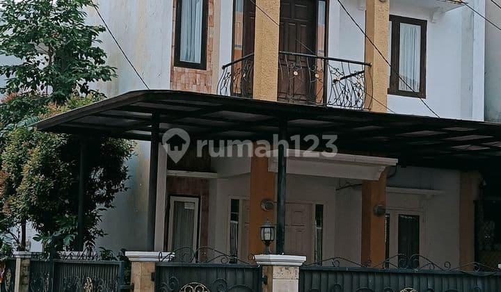 Rental House 2 Storey Inside Complex in Bintara Bekasi
