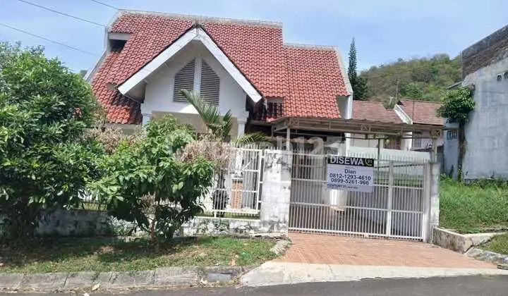 Hunian Bagus Furnished Palm Hills Jl Lotus Jingga