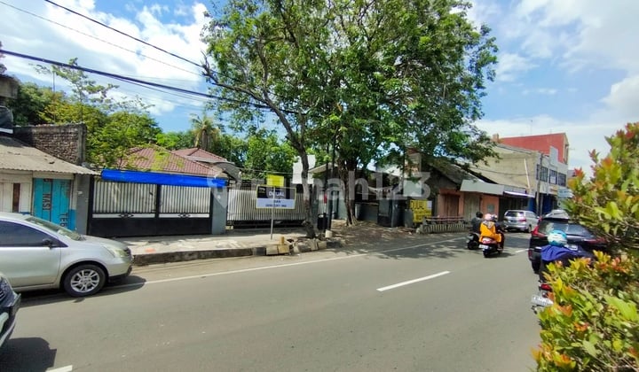 Tanah Jalan Utama Ahmad Yani Multifungsi Dekat Alun-alun