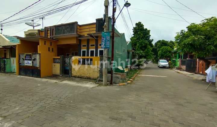 Hunian Bagus Posisi Sudut Taman Krakatau Bisa Disewa