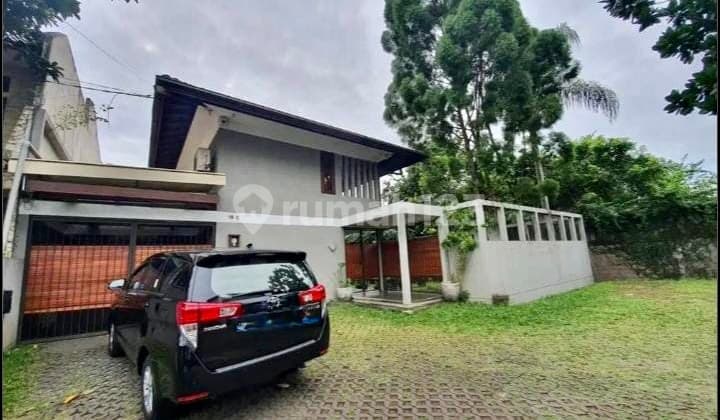 Rumah Luas Modern Siap Huni di Cempaka Bintaro Jakarta Selatan