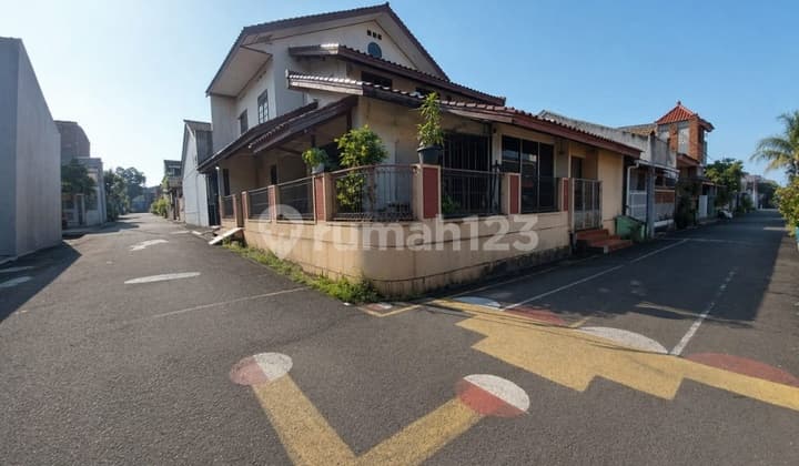 Dijual Cepat Rumah Hook Murah Didalam Kompleks Dekat Halte Busway Puri Beta