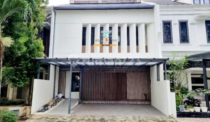 Dijual Rumah Industrial Modern 3 lantai SHM di Discovery Bintaro