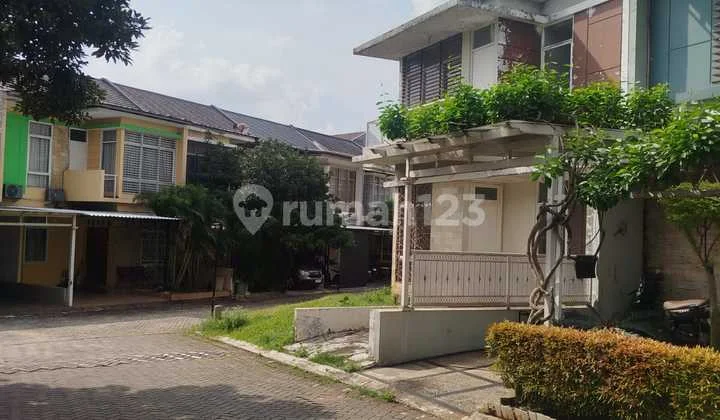 Rumah 2 Lantai Bagus di Jurang Mangu Dekat Stasiun Pondok Ranji