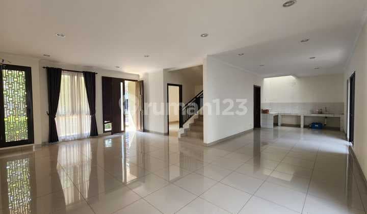 Rumah 2 Lantai Bagus Unfurnished SHM di Cluster Btari Summarecon Bandung , Bandung