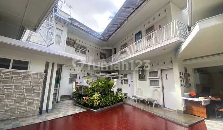 Rumah Bagus Unfurnished SHM di Sayap Riau, Bandung