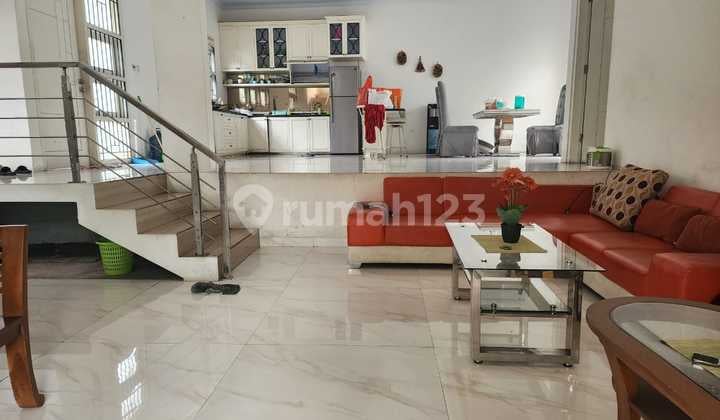 Rumah Dago Pandawa Hadap Selatan Cozy Bagus Unfurnished SHM Dago, Bandung