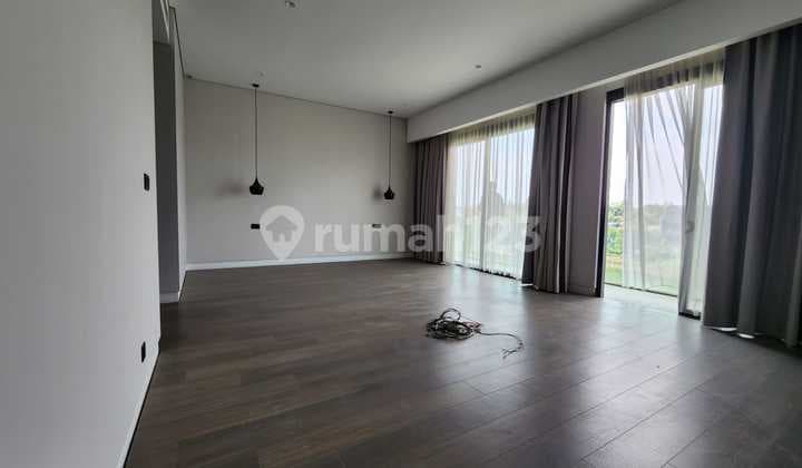 Luxurious 2-Story House KBP Tatar Candraresmi Nice Lake View Unfurnished SHM Kota Baru Parahyangan, Bandung