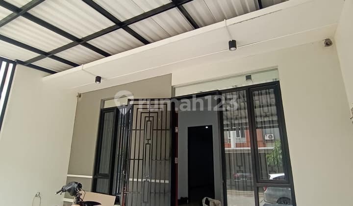 Rumah Bagus 2 Lantai TKI 5 ( Sherwood ) Siap Huni
