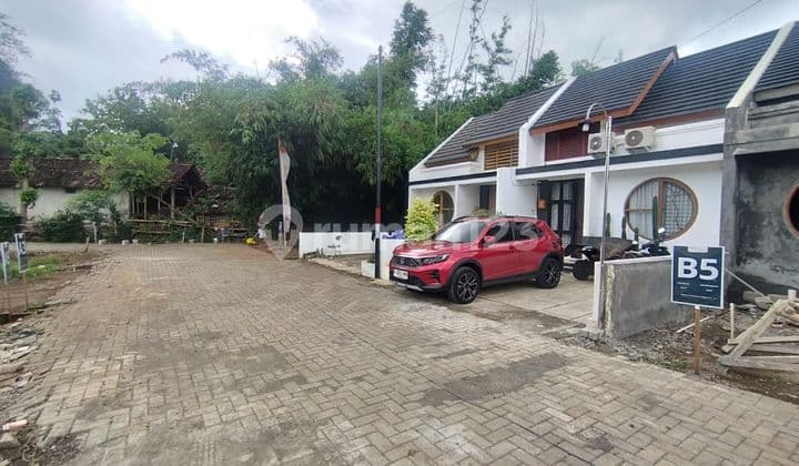 Rumah Idaman Keluarga Muda di Sentolo - One Gate System & Playground