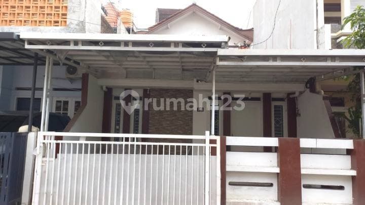 Rumah Terawat Di Komplek Antapani Pratista Kiaracondong Bandung
